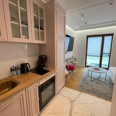 Pawia Charming Appartamento Varsavia